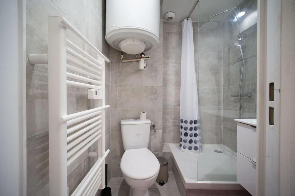 Fully Equipped Apartment 2 To 4 People St Charles Marseille Eksteriør billede