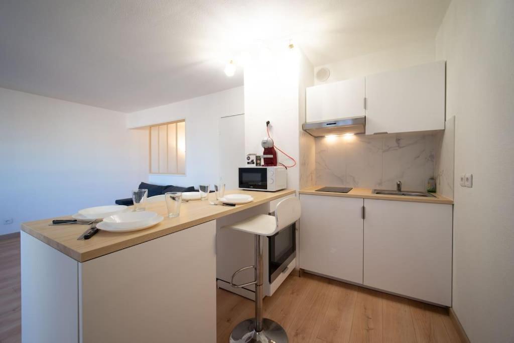 Fully Equipped Apartment 2 To 4 People St Charles Marseille Eksteriør billede
